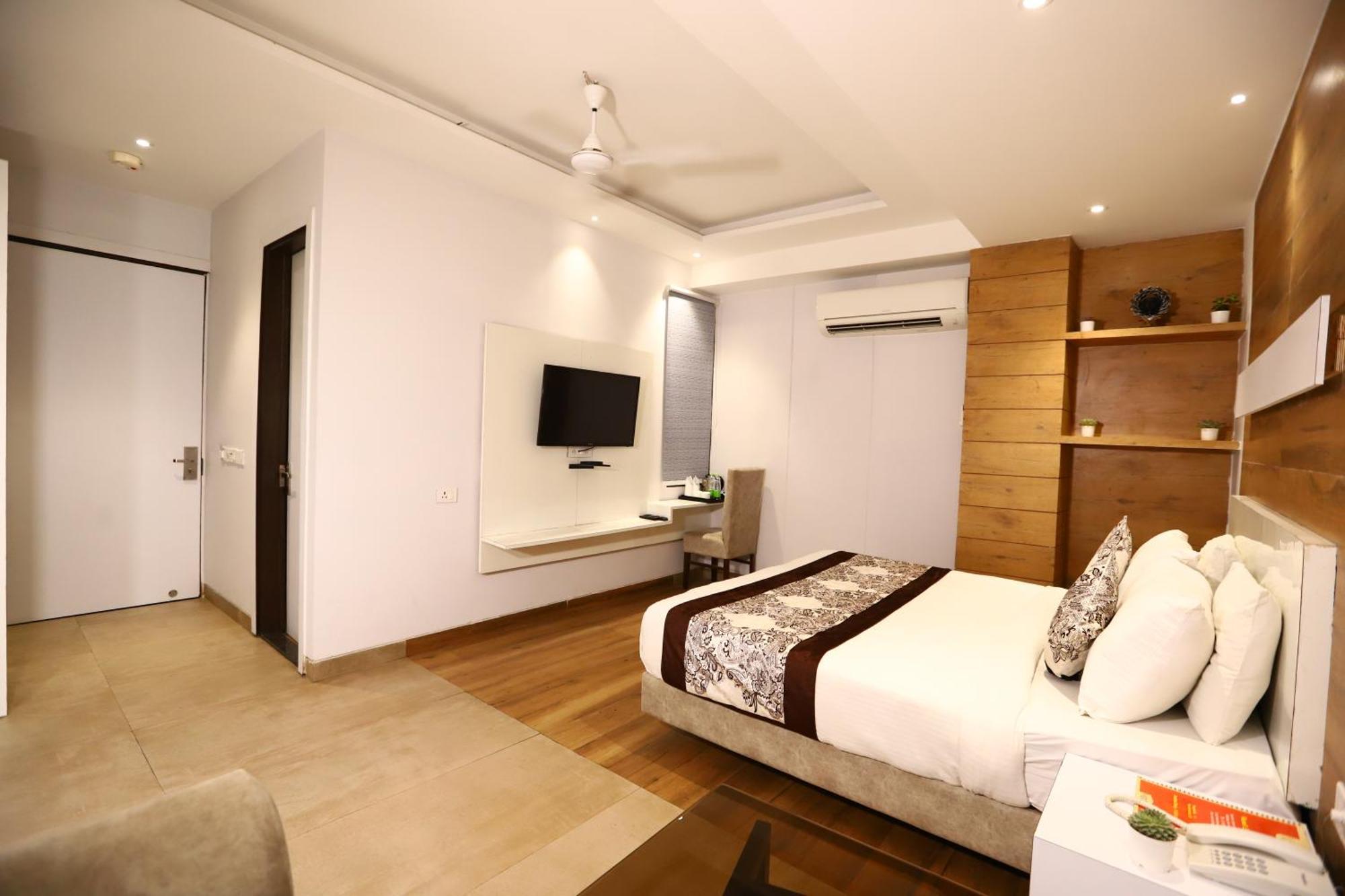 ניו דלהי Hotel Kelvish Free Airport Pickup מראה חיצוני תמונה