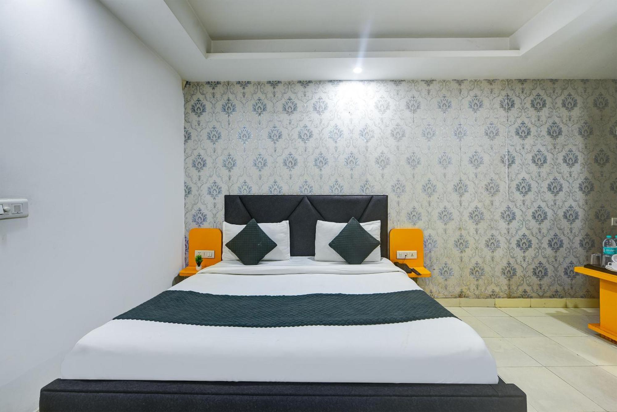 ניו דלהי Hotel Kelvish Free Airport Pickup מראה חיצוני תמונה